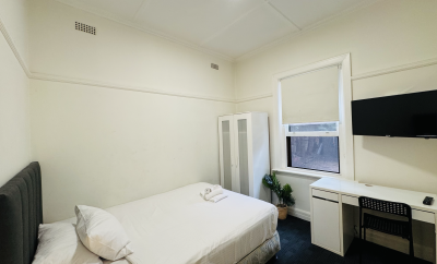 96 Barkly Street, St Kilda – Room 9